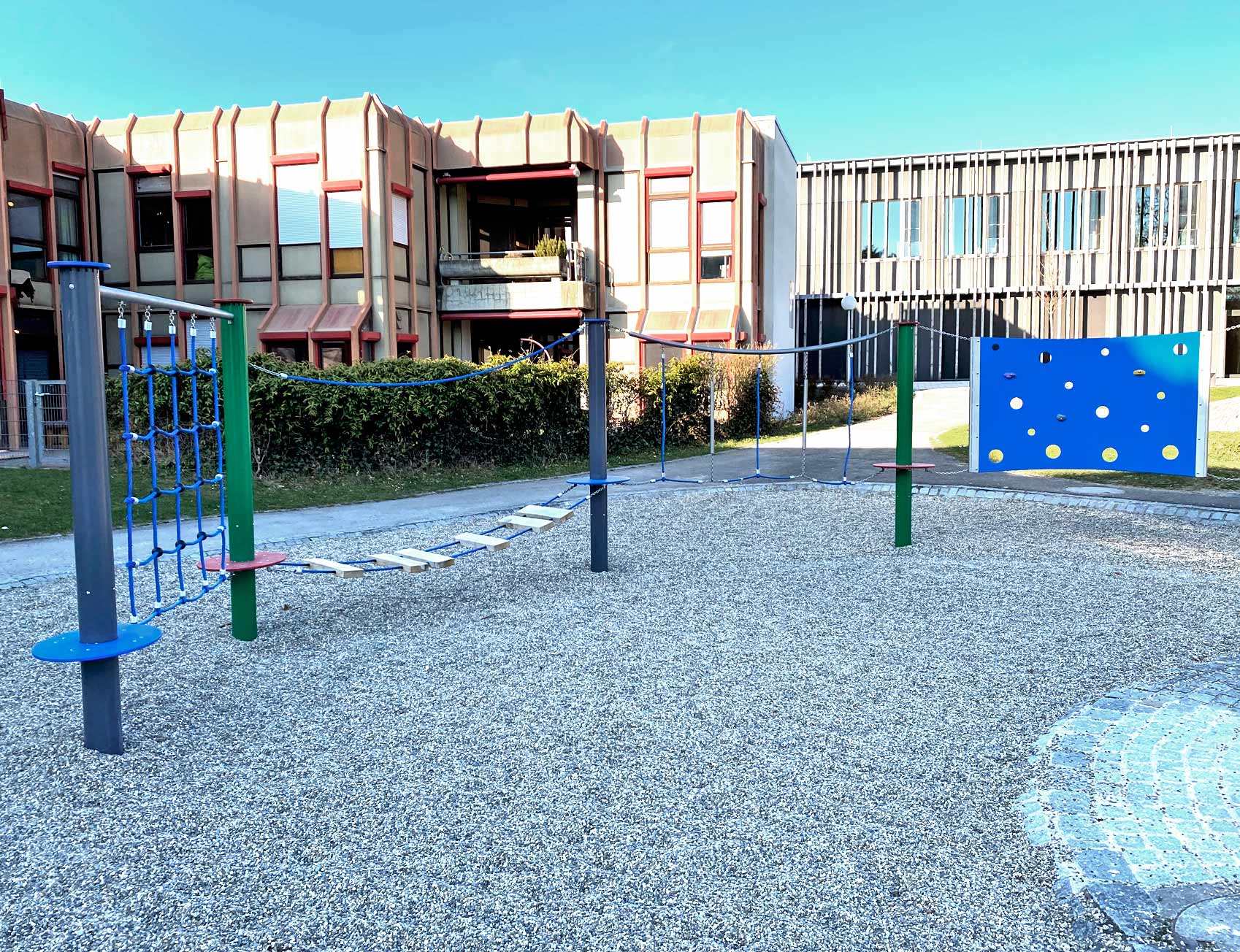 Motorikstrecke-Spielplatz__1_BUCK_Freizeitgeraete_slider