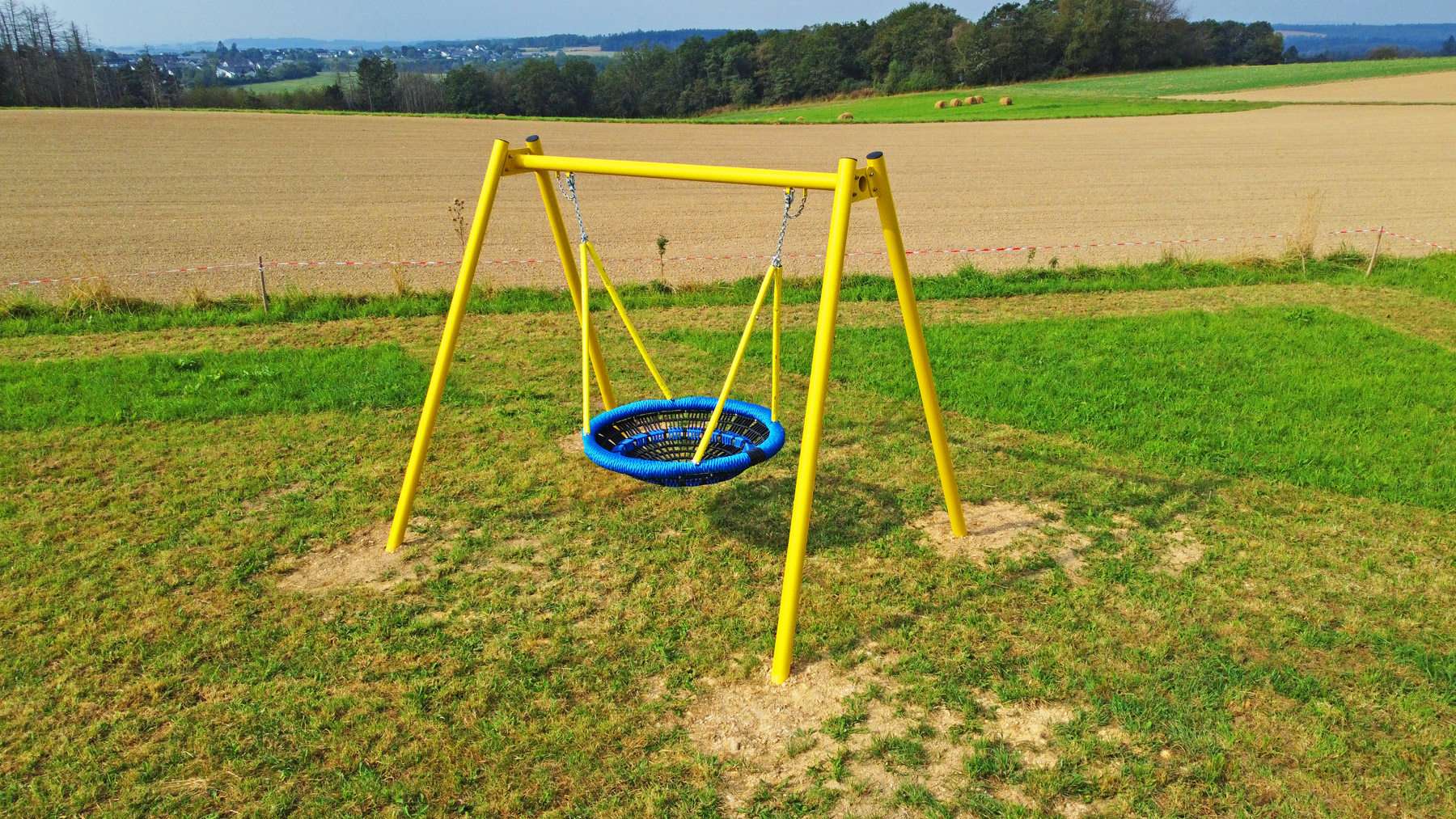 Nestschaukel_BUCK_Freizeitgeraete__3_Slider